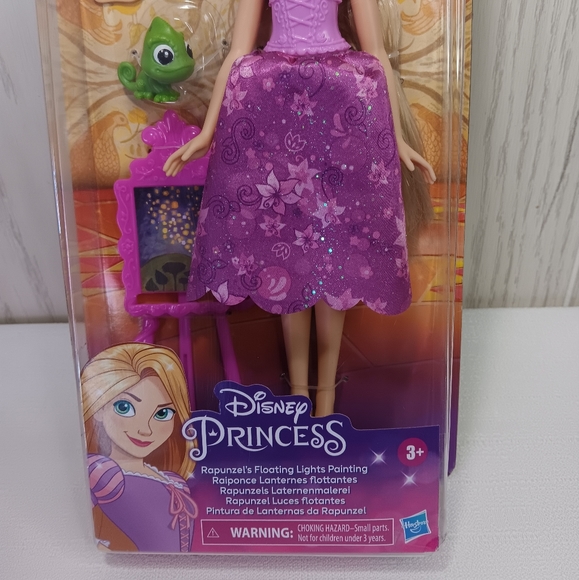 Disney Tangled Rapunzel floating lights painting with Rapunzel and Pascal. - Picture 3 of 7